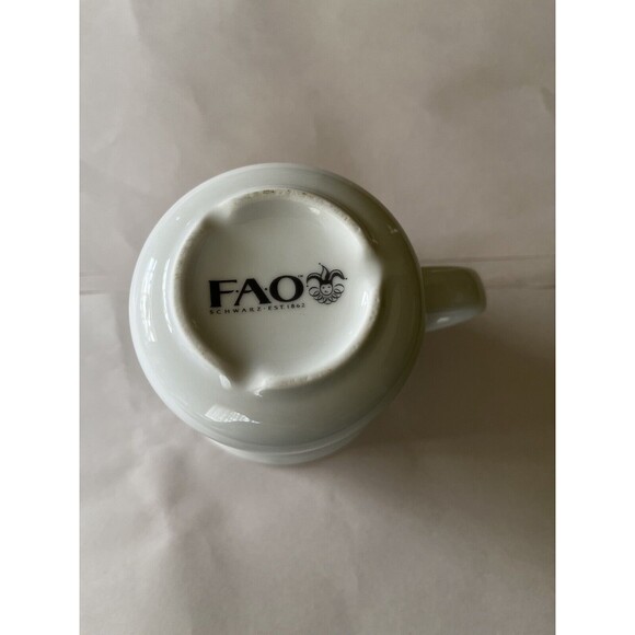 FAO Schwarz Toy Box Porcelain Baby Dish Set 3 Pieces Cup Bowl Plate - Picture 10 of 10